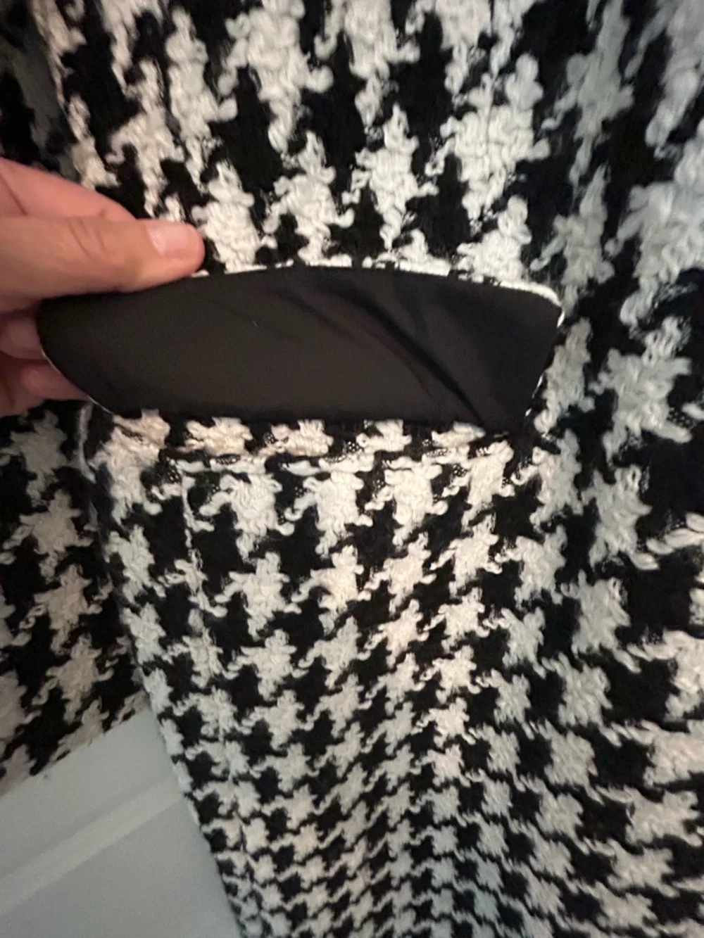 Ann Taylor Black & White Houndstooth long coat - Picture 6 of 8